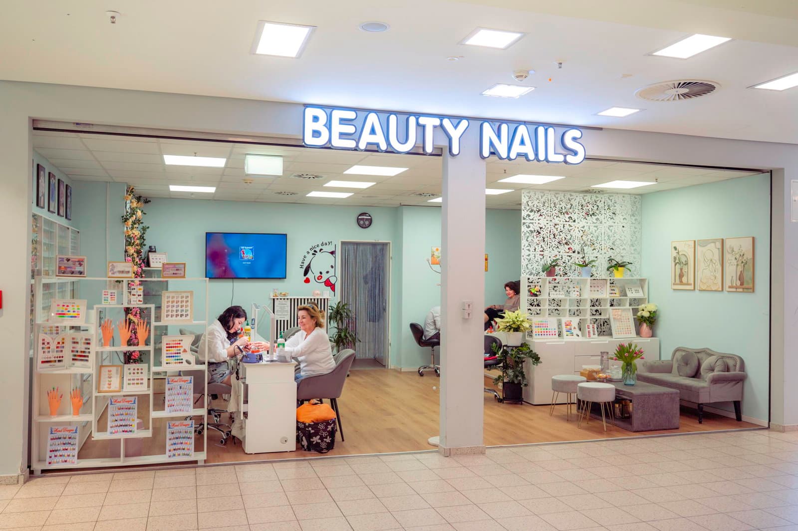 Beauty Nails Nagelstudio